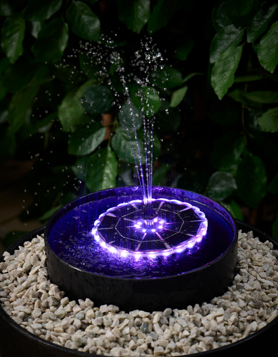 Fontene med solceller Ø16,5 cm – Garden